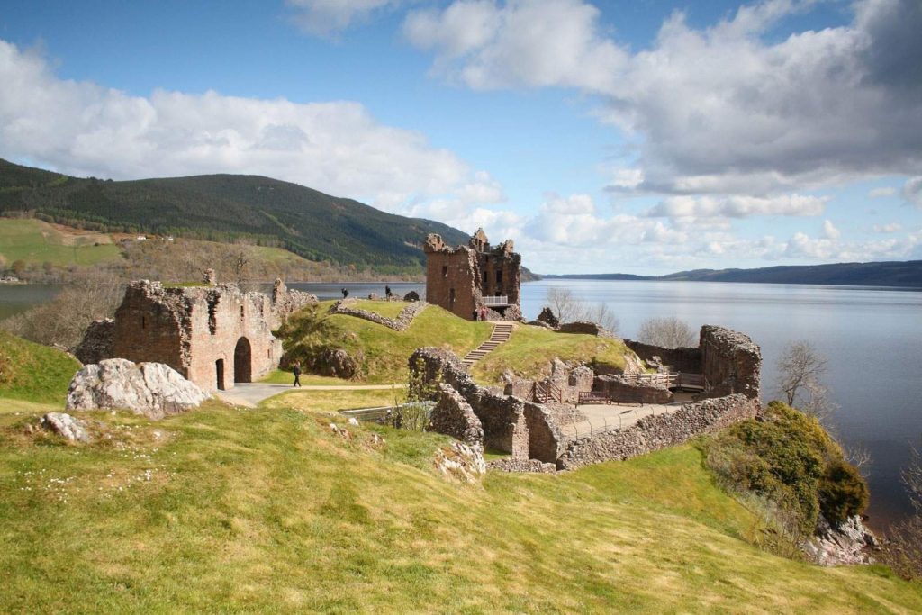 Vista panorámica de las ruinas histórias de Aviemore