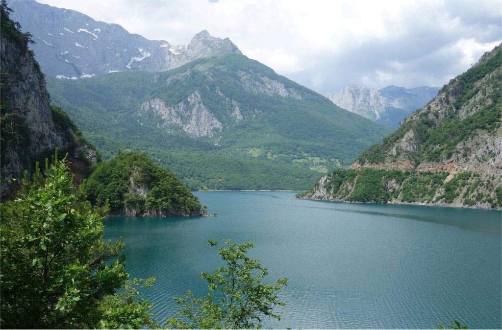 Lago Donisar (Донисарское озеро)