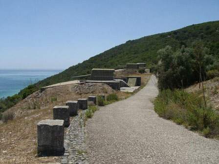 Ruinas del Séptimo Batallón del Regimiento de Artillería Costera (7.ª Battaria)