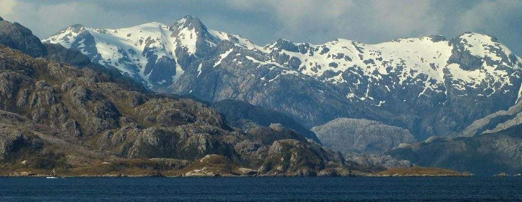 Montañas del Parque Nacional Alberto de Agostini