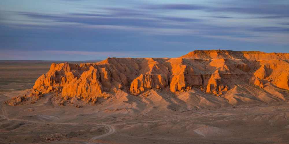 Atardecer en la Bahía de Bayanzag, Mongolia