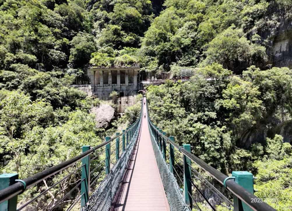 Puente Colgante de Zhuilu en el cañón de Taroko, Taiwán