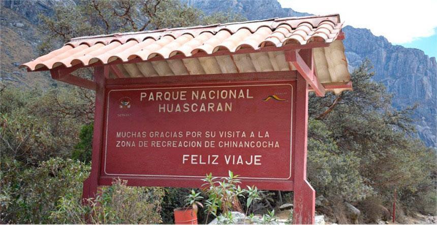 Entrance to Huascarán National Park