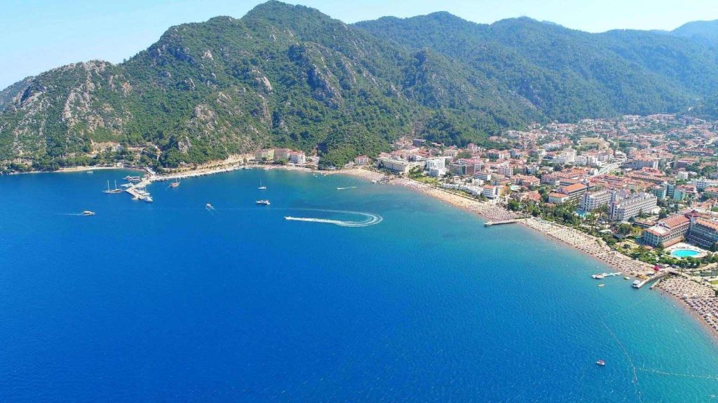 Aydınlık Strand in Güzelçamlı, Türkei