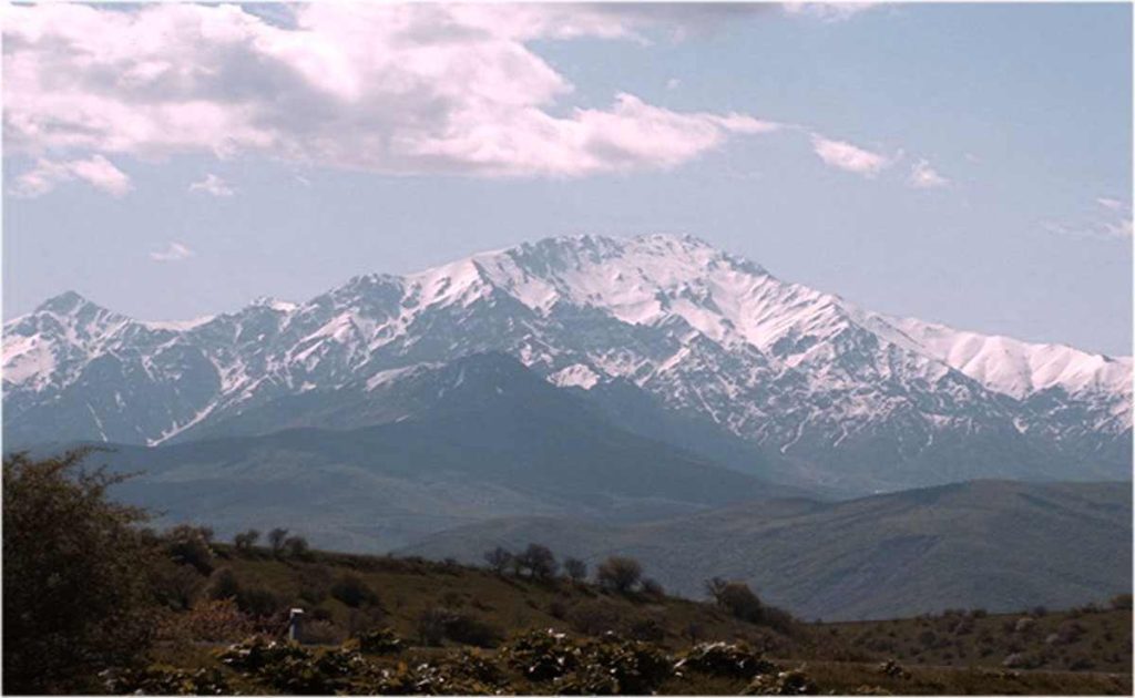 Mount Aýrybaba, Turkmenistan