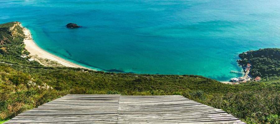 Aussichtspunkt Portinho da Arrábida (Miradouro do Portinho da Arrábida)