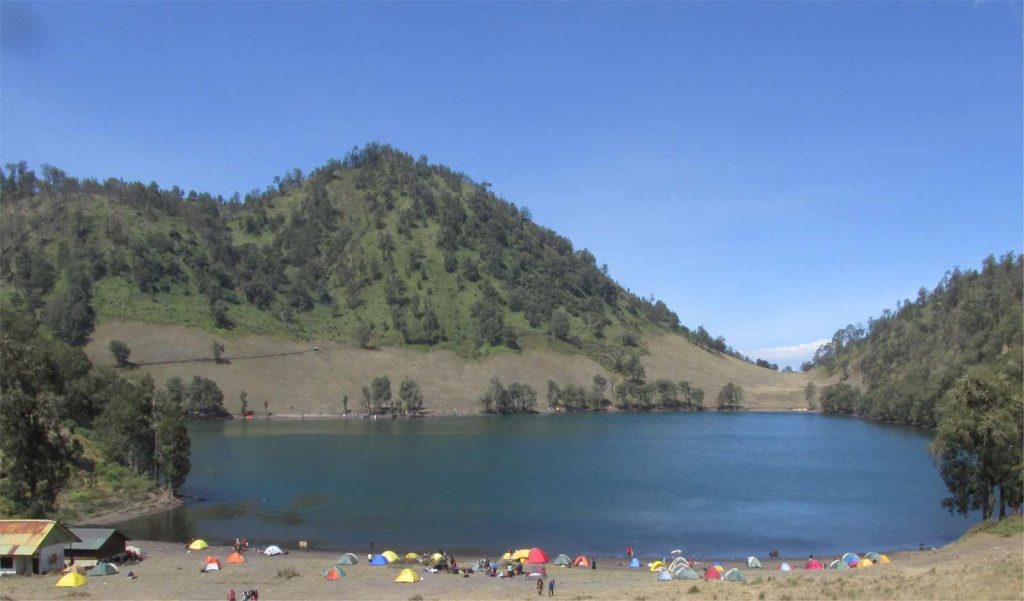 Lake Ranu Kumbolo, Java, Indonesia